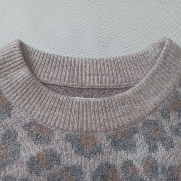 Abercrombie and Fitch Leopard Print Tight Knit Pullover Sweater Women's X-Large - Picture 6 of 12